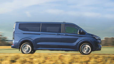 Ford Tourneo Custom - side