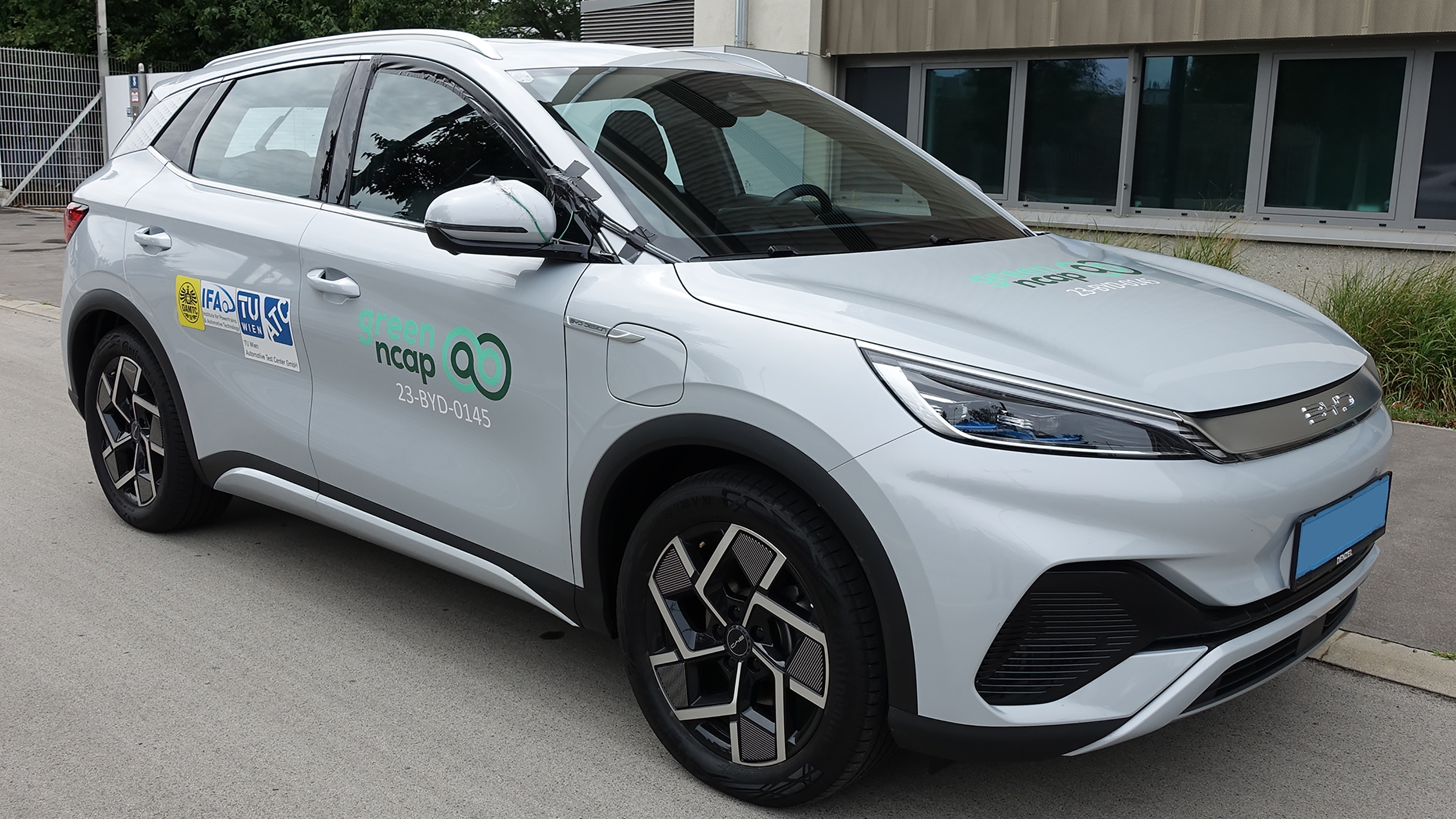 Green NCAP liveried BYD Atto 3