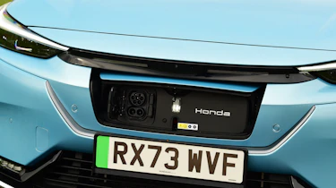 Honda eNy1 - charging port