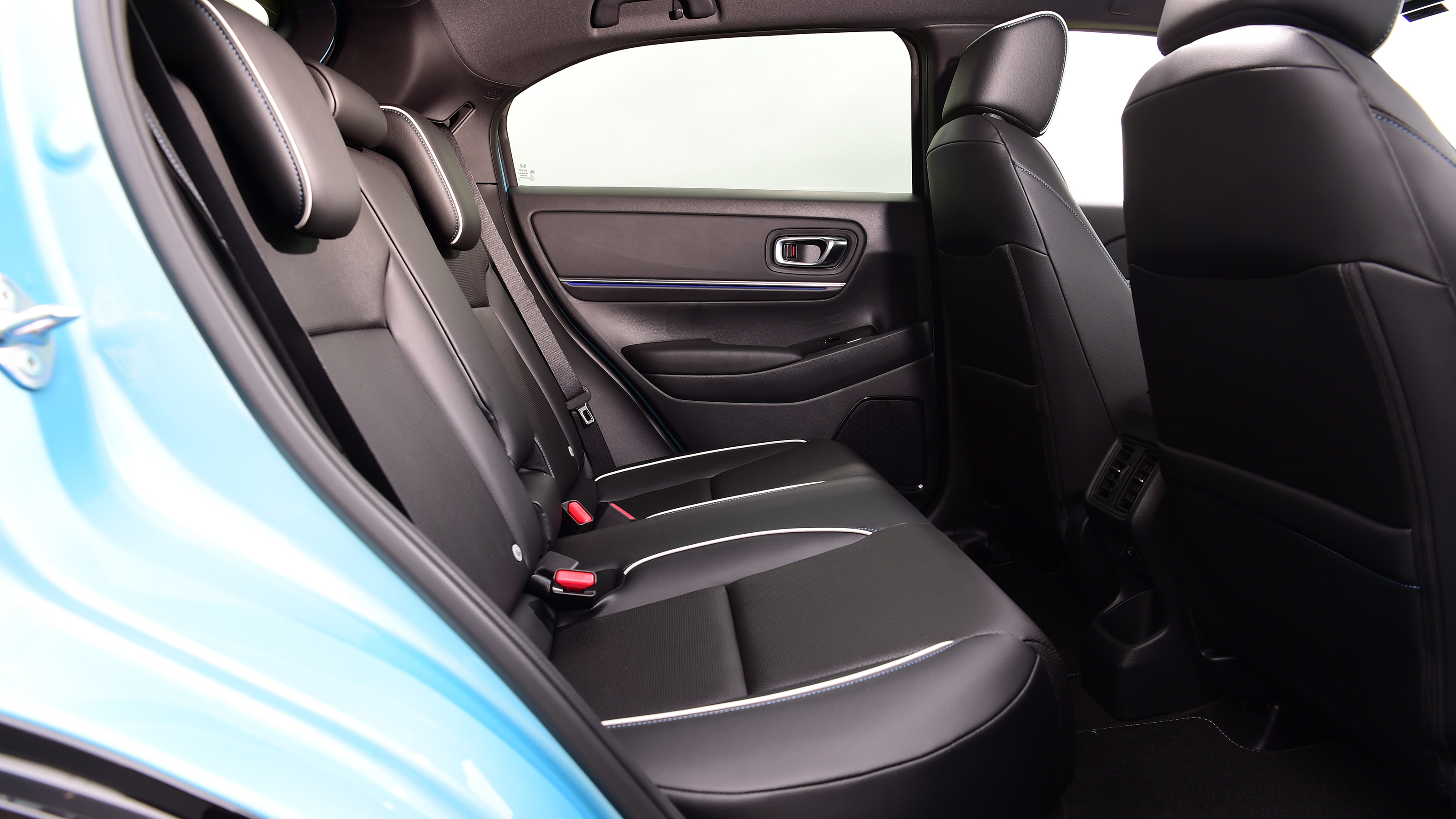 Honda eNy1 - rear seats