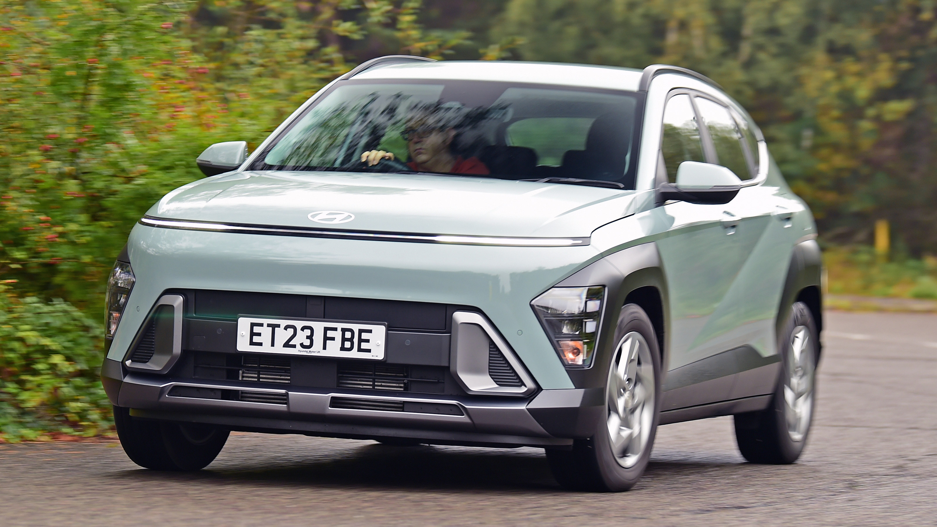 Hyundai Kona Advance 1.0 petrol - front cornering