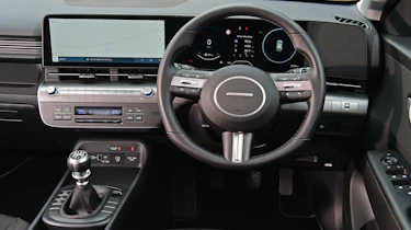 Hyundai Kona Advance 1.0 petrol - dash