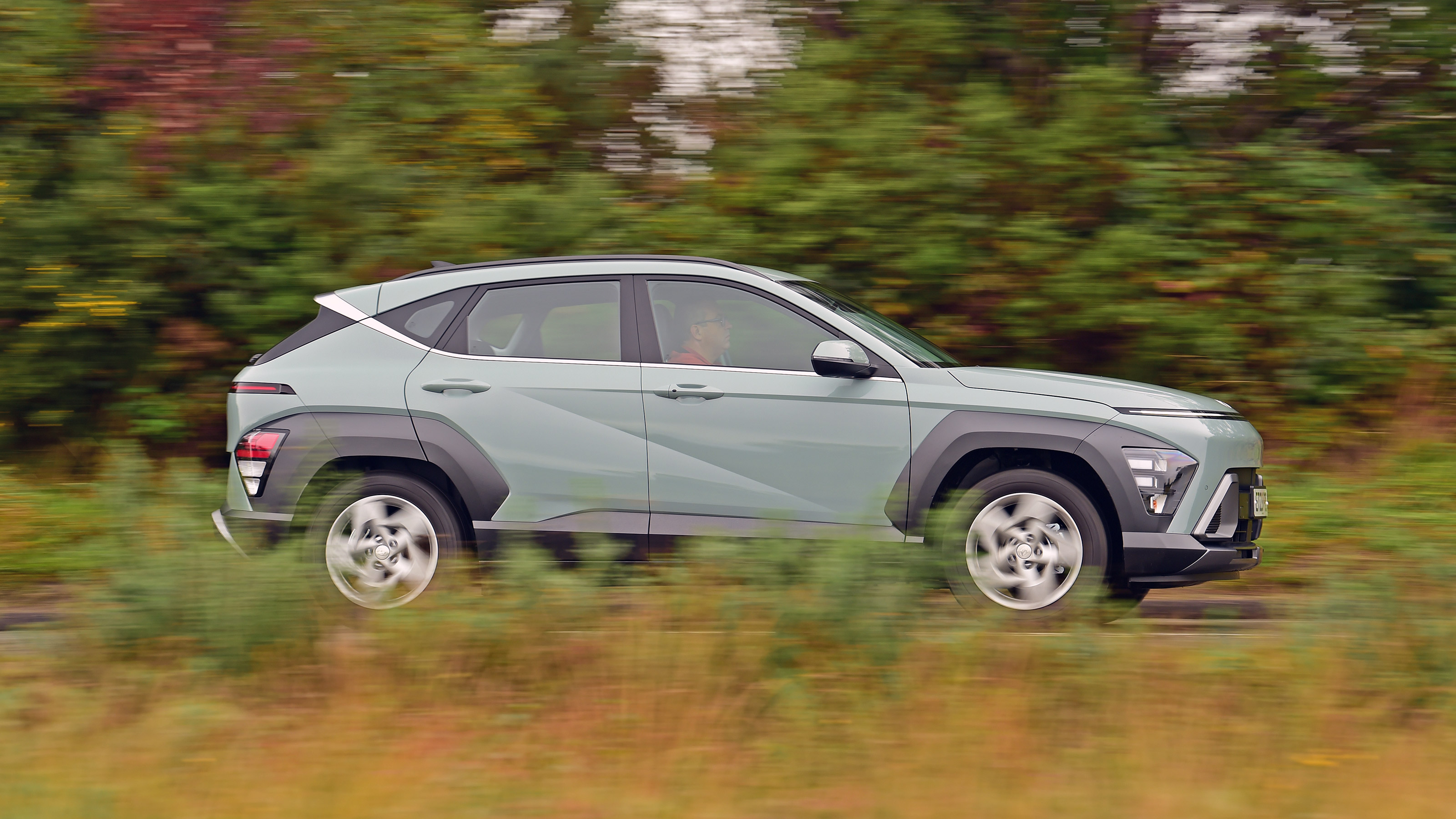 Hyundai Kona Advance 1.0 petrol - side