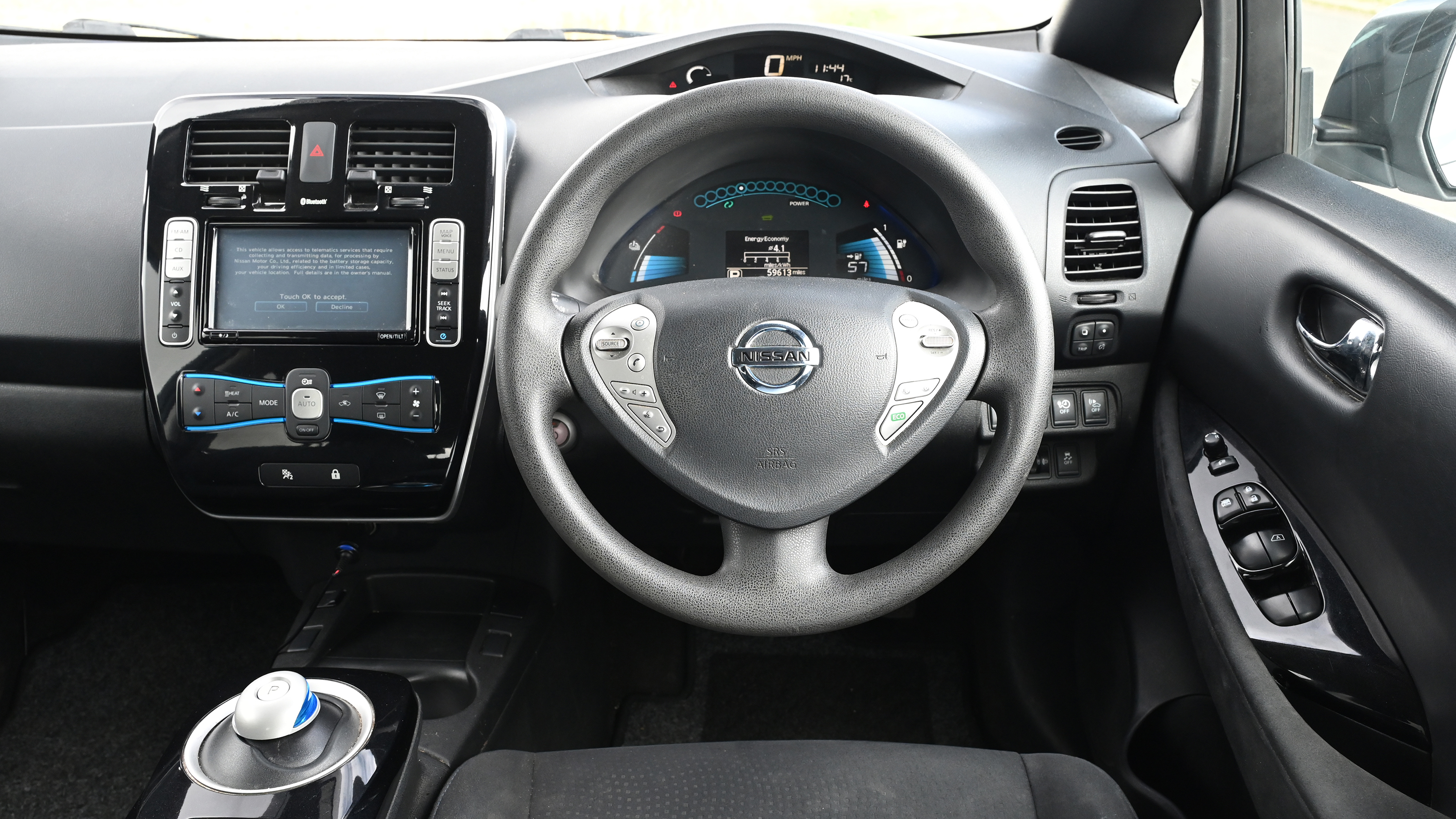 Nissan Leaf - dashboard