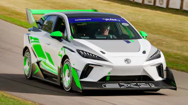 MG EX4 concept car - front action
