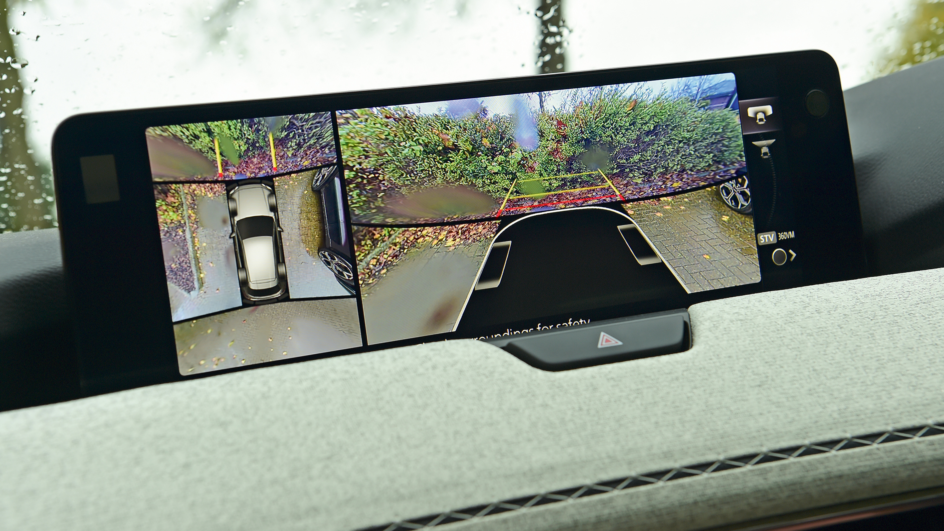 Mazda CX-60 - infotainment screen displaying reversing cameras