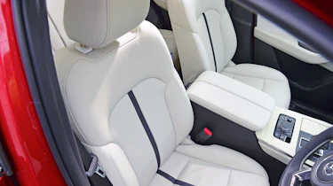 Mazda CX-60 - front seats