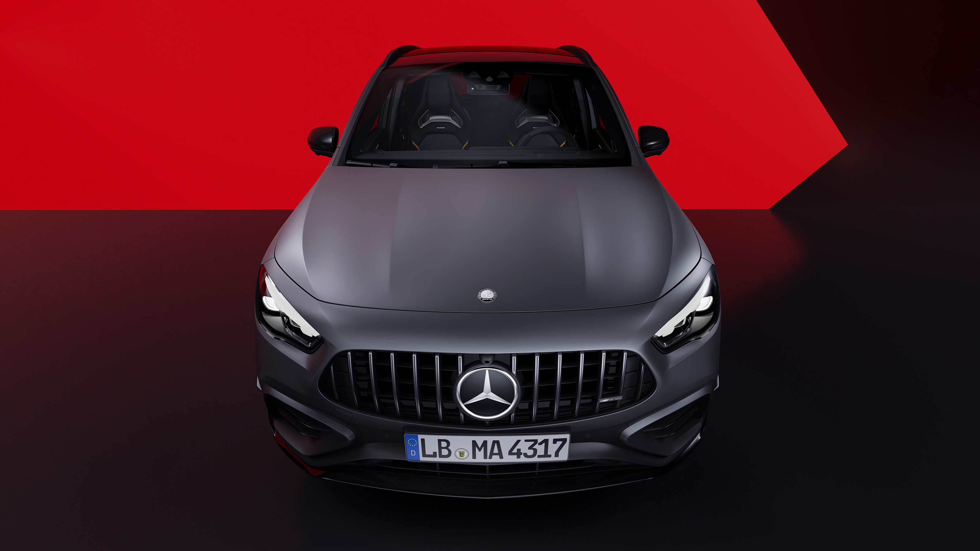Mercedes-AMG GLA 45 S - front 