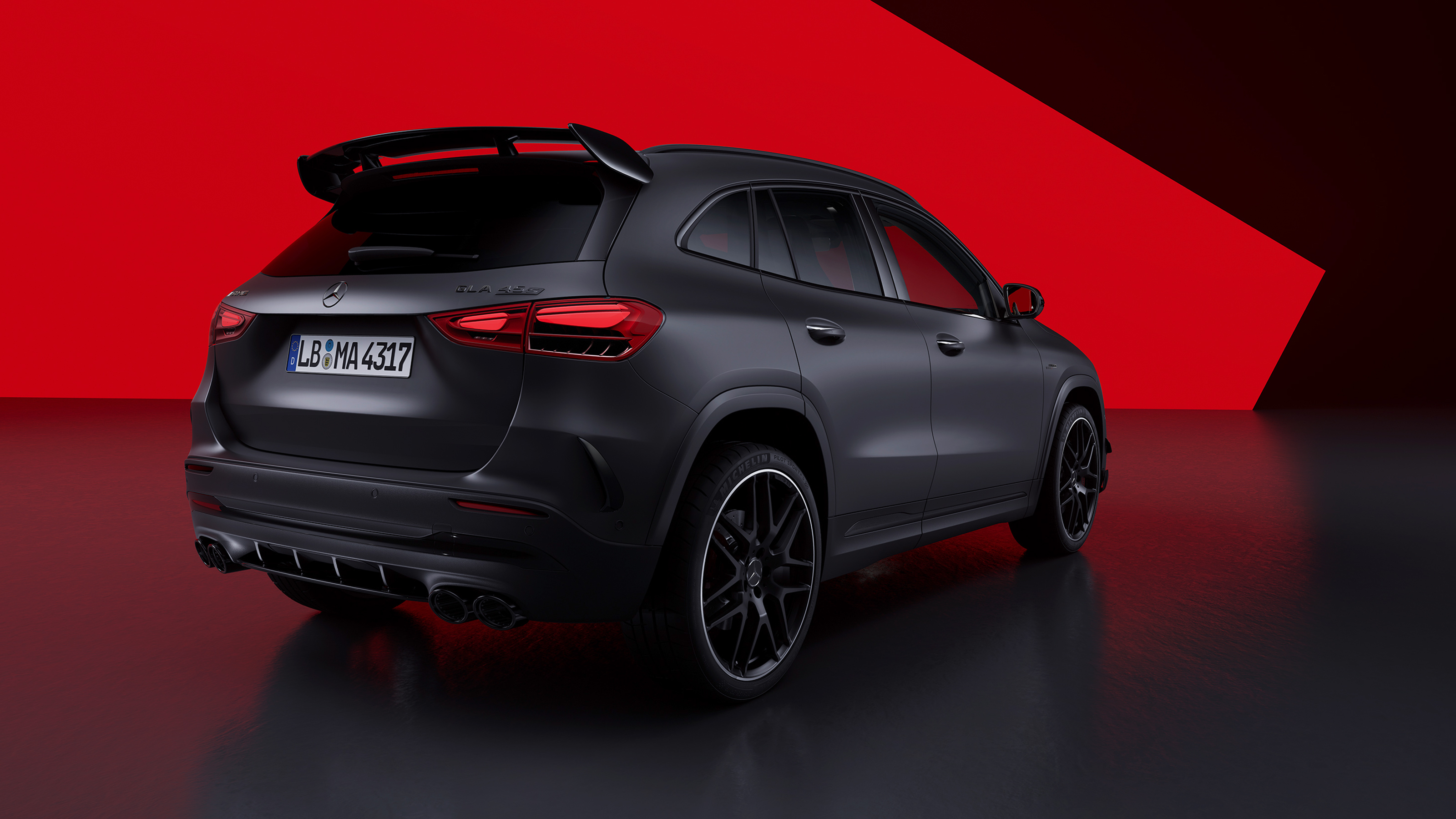 Mercedes-AMG GLA 45 S