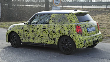 MINI Cooper facelift - side