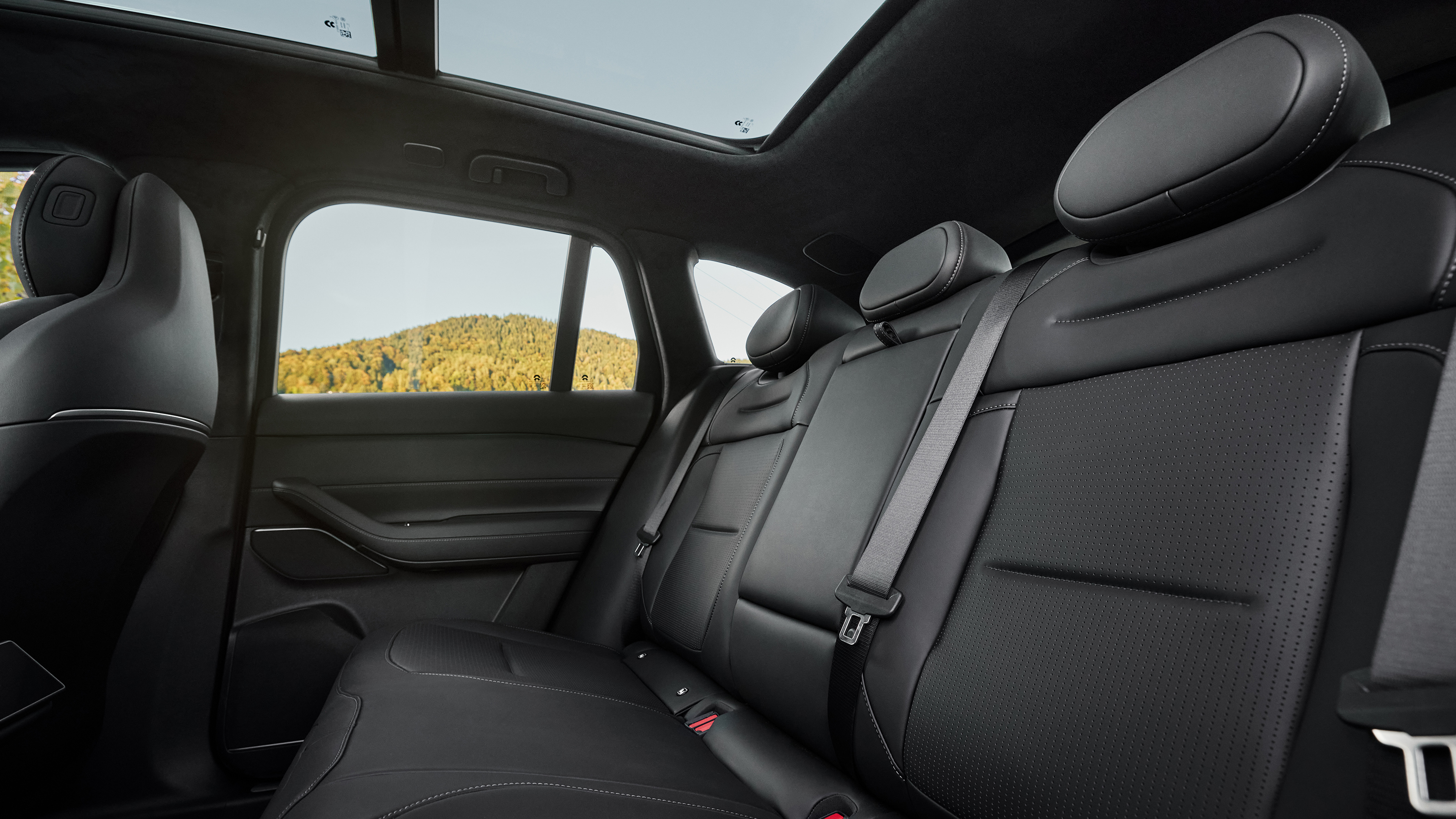 Nio EL6 - rear seats