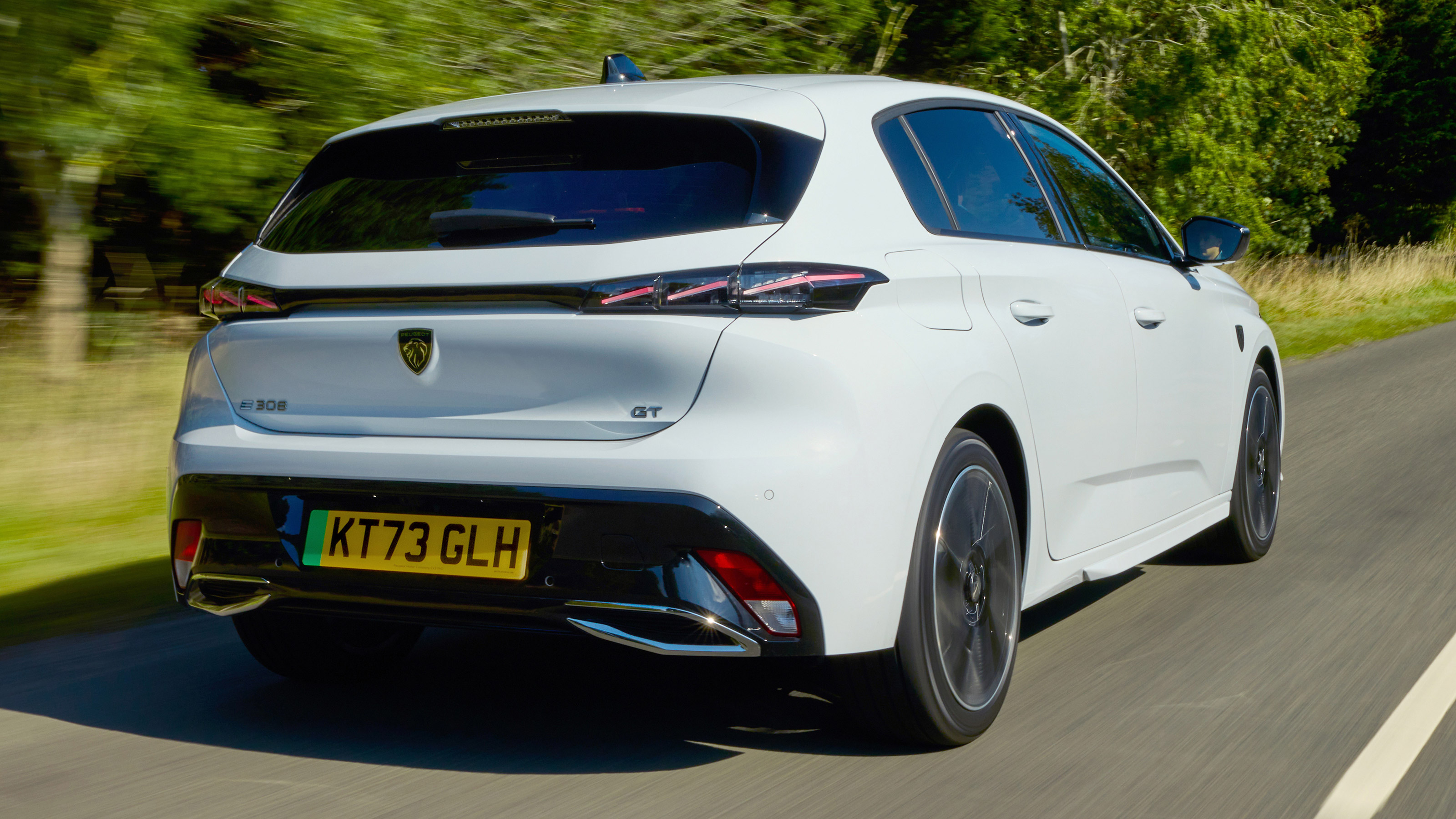 Peugeot E-308 GT - rear