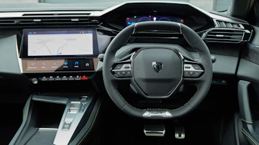 Peugeot E-308 GT - dash