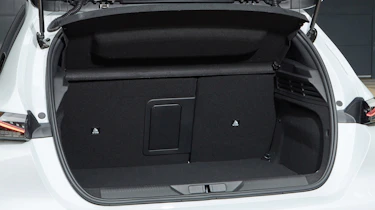 Peugeot E-308 GT - boot