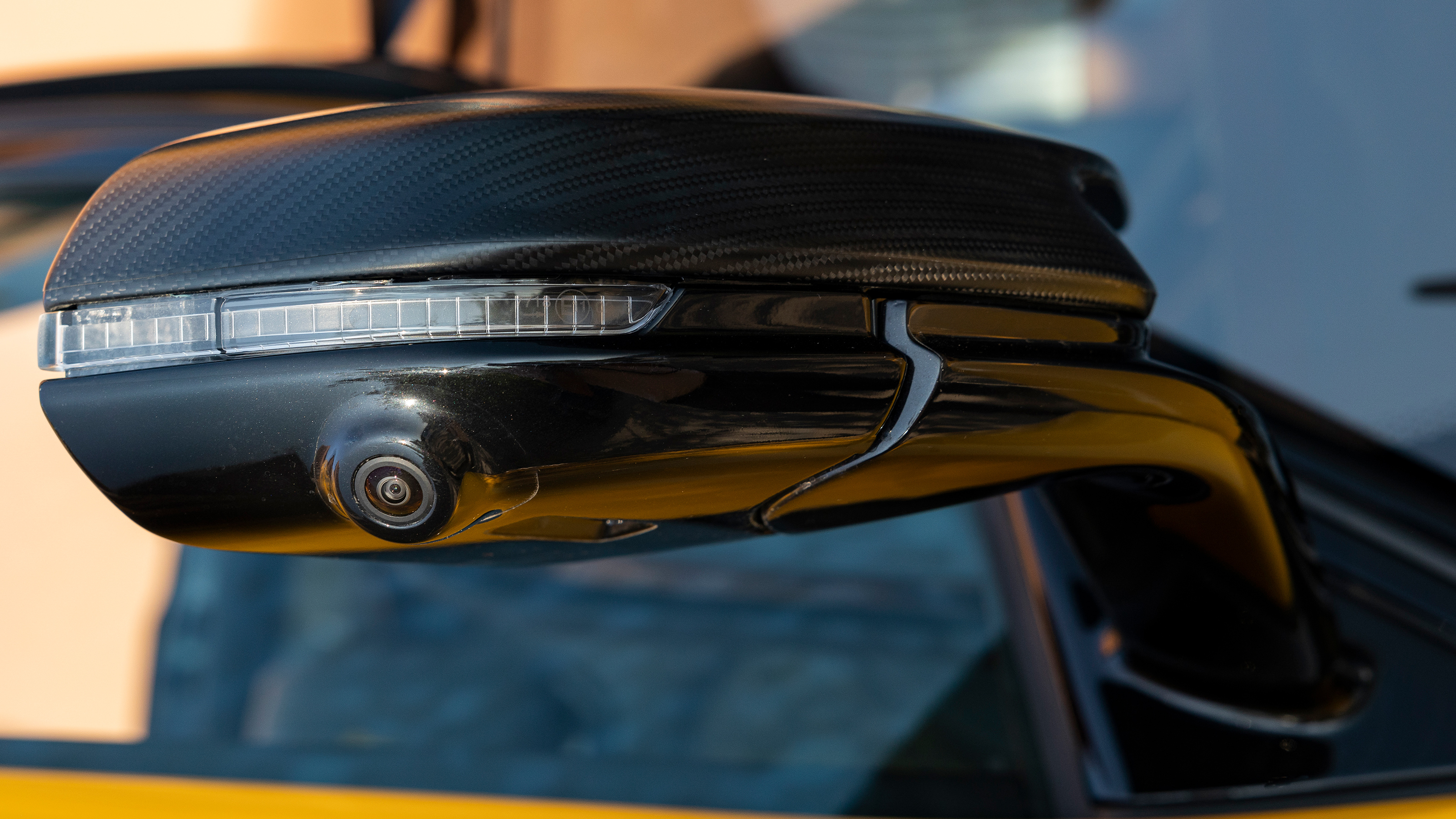 Pininfarina Battista – door mirror