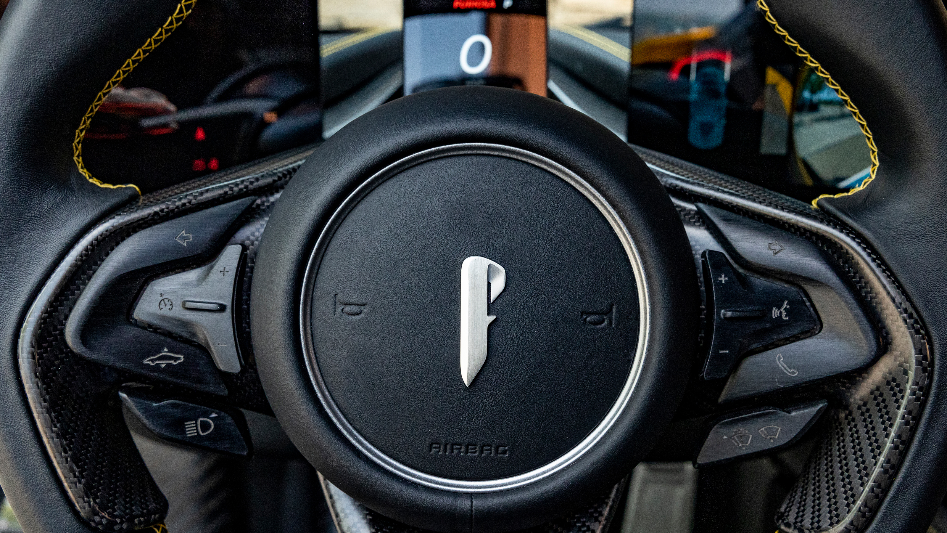 Pininfarina Battista – steering wheel
