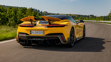 Pininfarina Battista – rear tracking