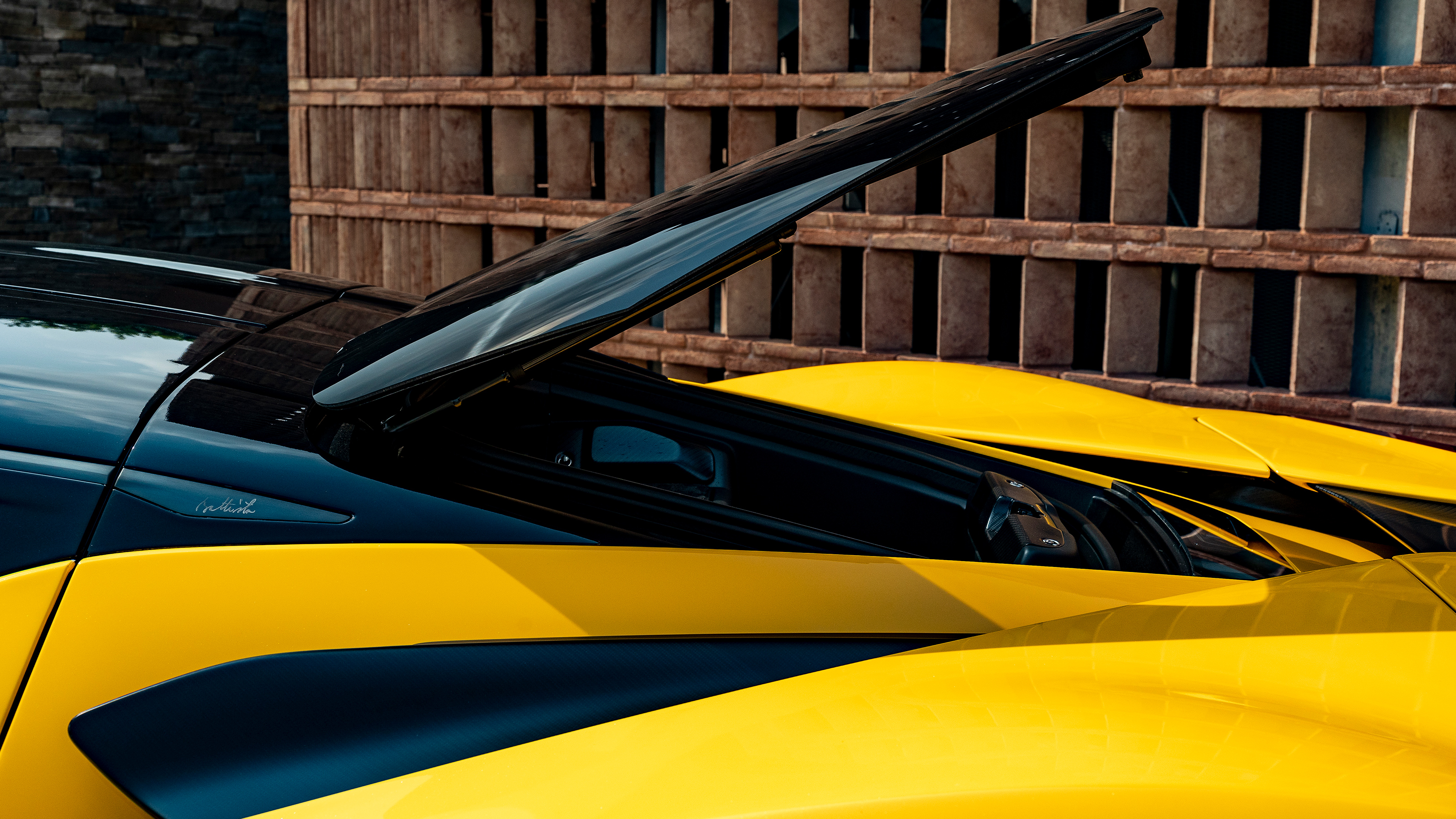 Pininfarina Battista – tailgate