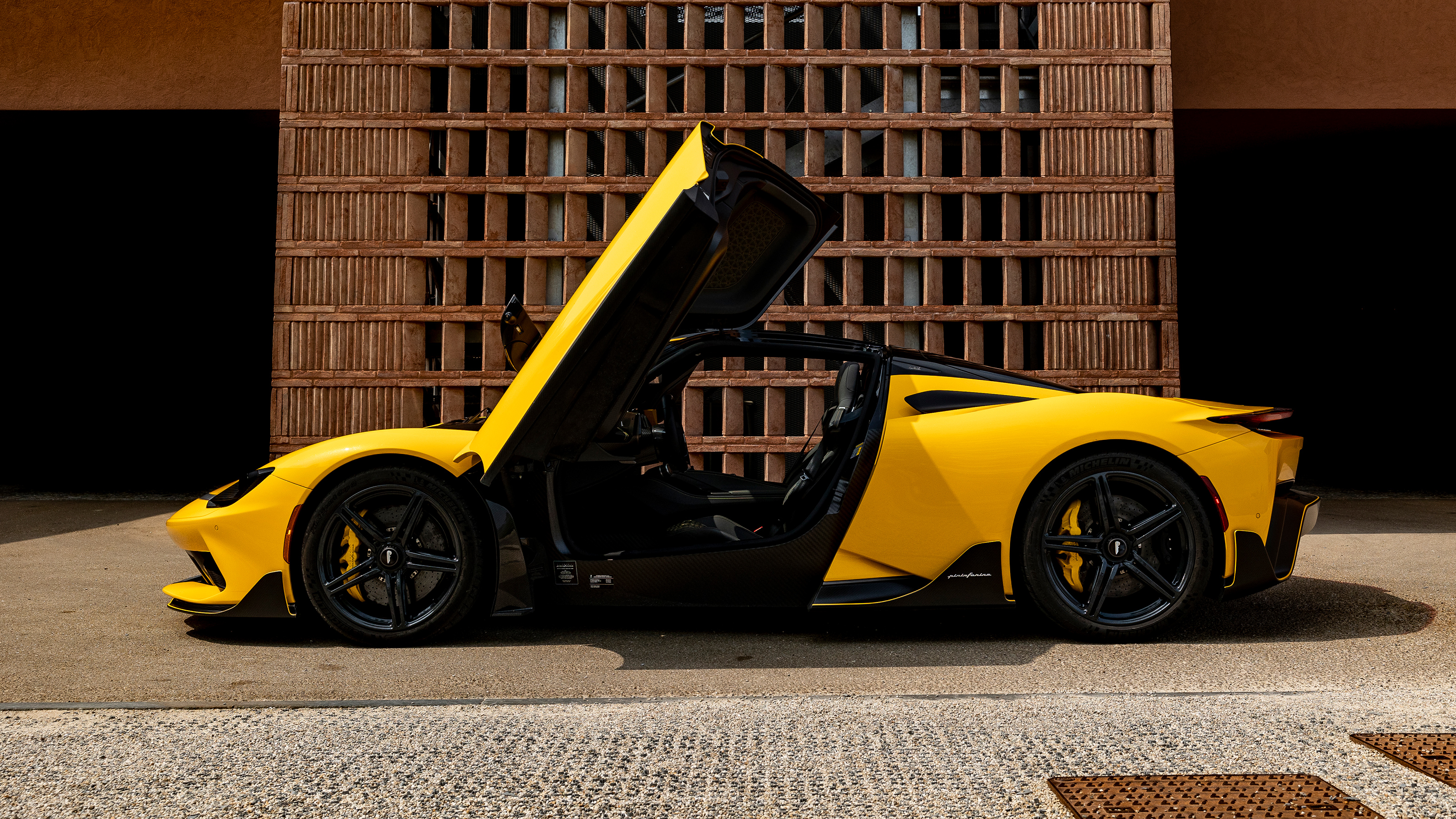 Pininfarina Battista – side static (doors open)