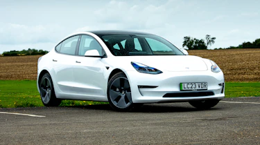 Tesla Model 3 – front static