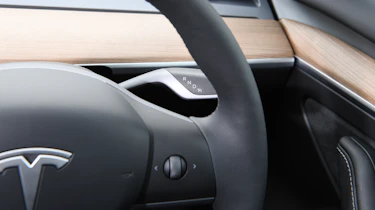 Tesla Model 3 – gear selector