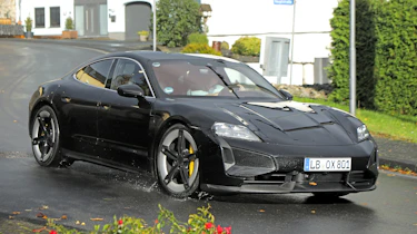Porsche Taycan facelift - front tracking
