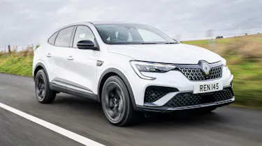 Renault Arkana - front tracking