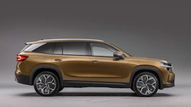 Skoda Kodiaq - side studio