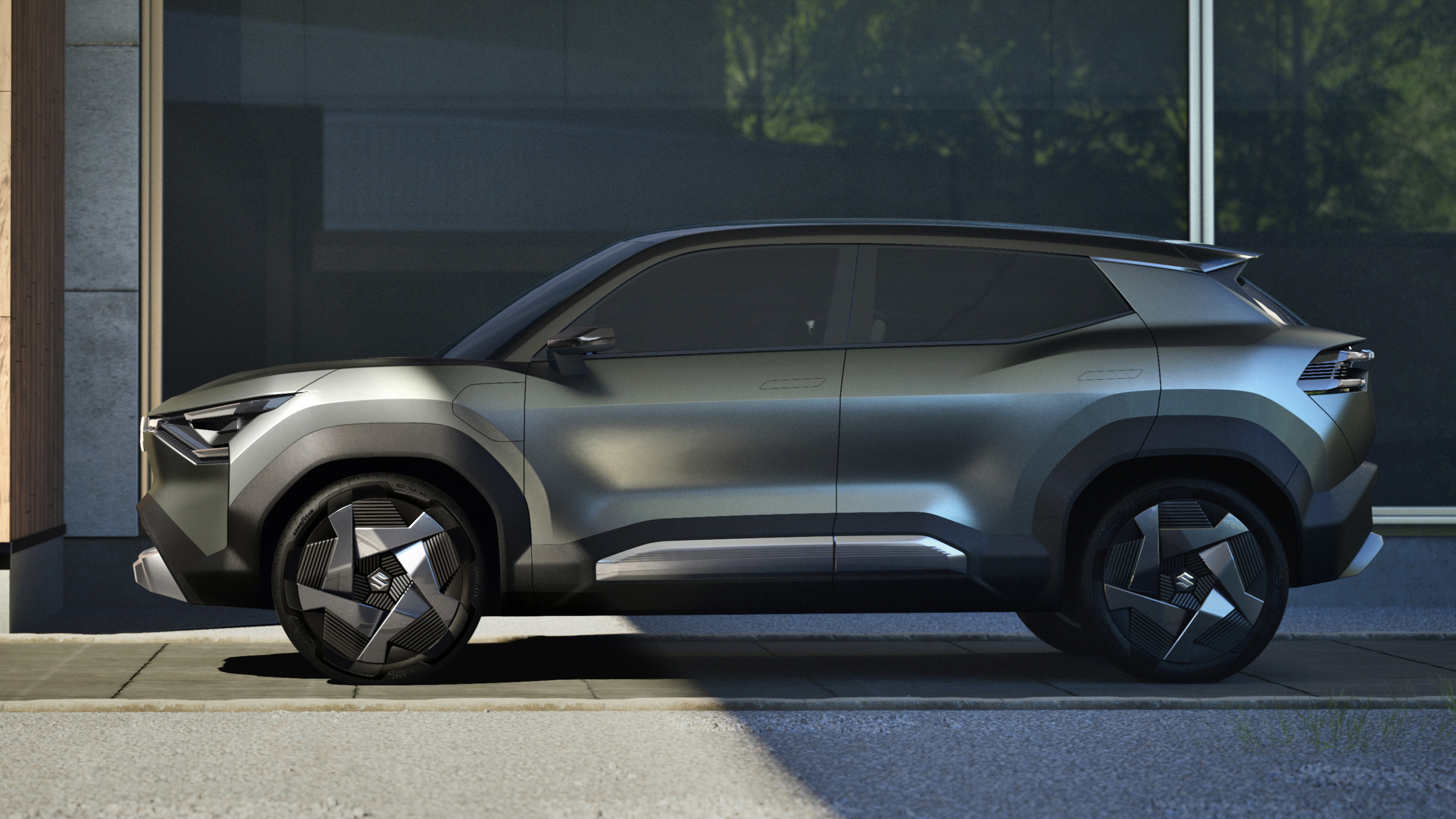 Suzuki eVX - side 