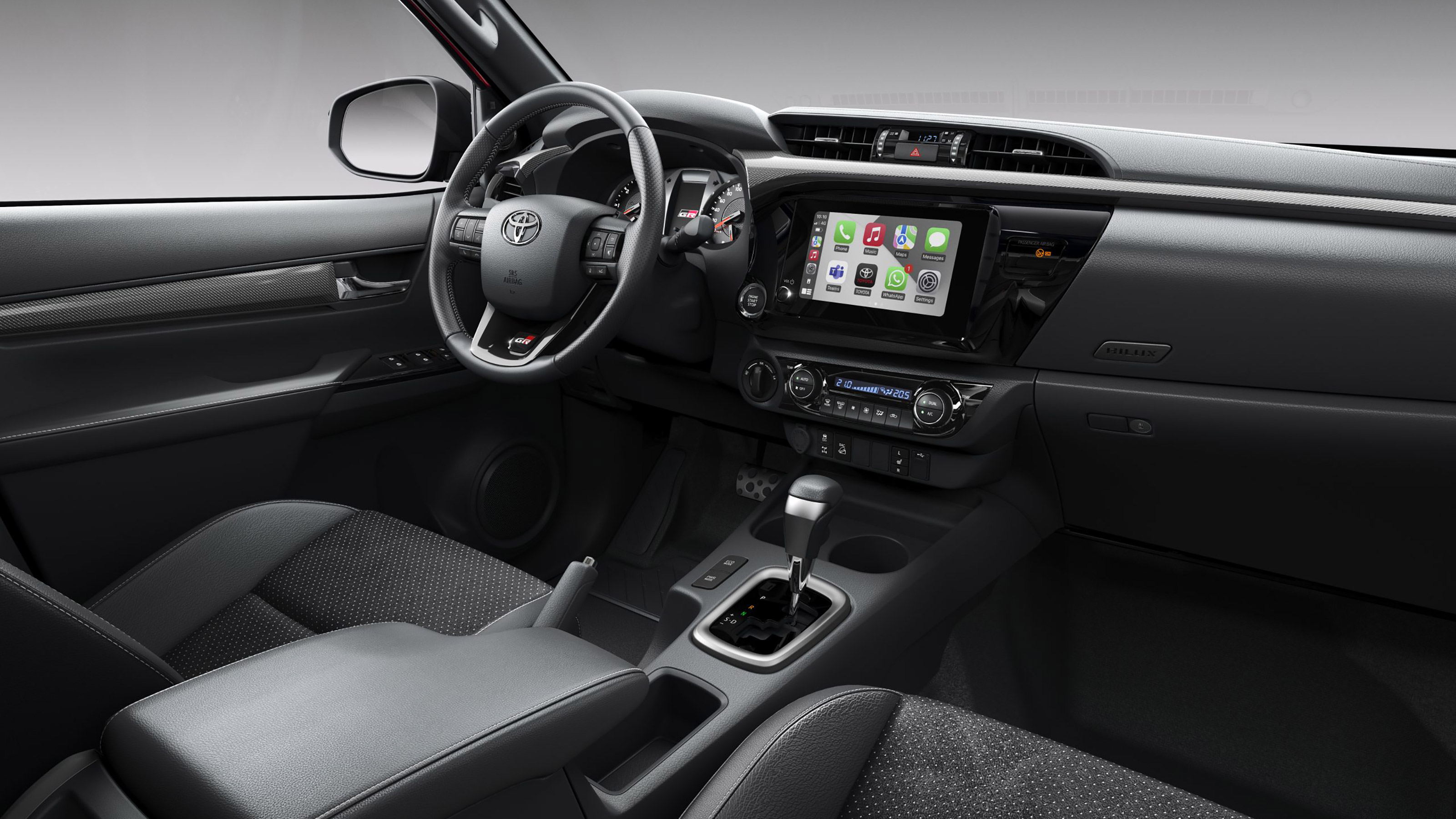 Toyota Hilux GR Sport II - dash