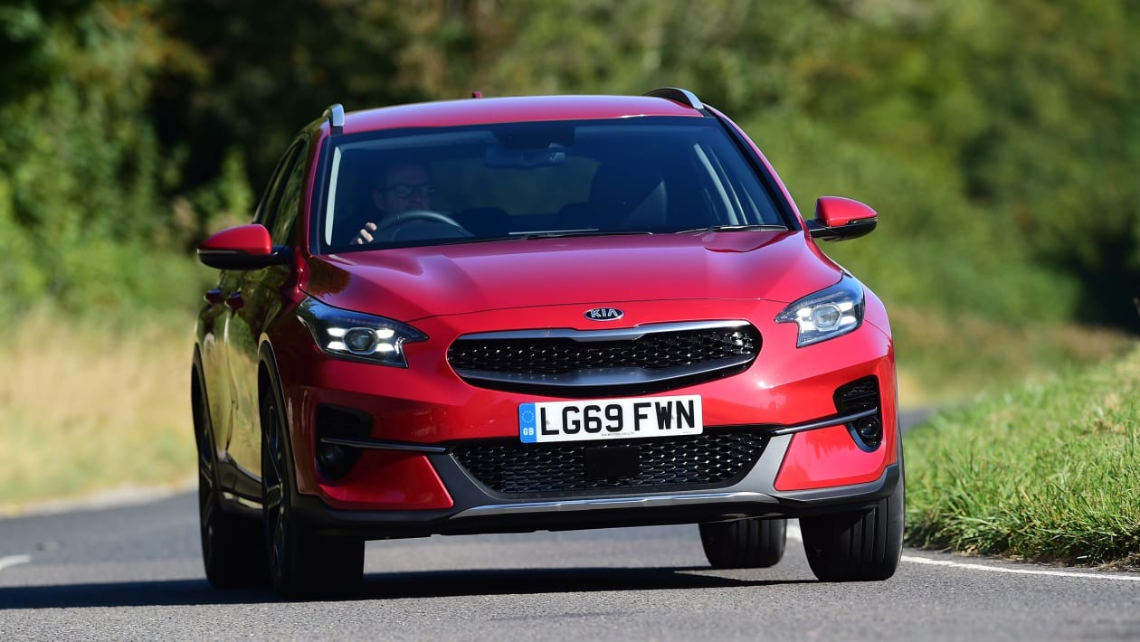 Used Kia XCeed - front action