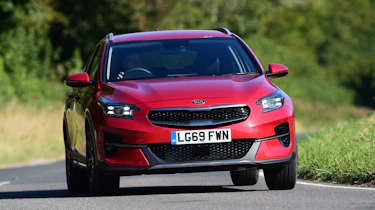 Used Kia XCeed - front action