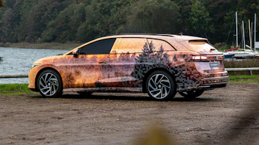 Volkswagen ID.7 Tourer - side static