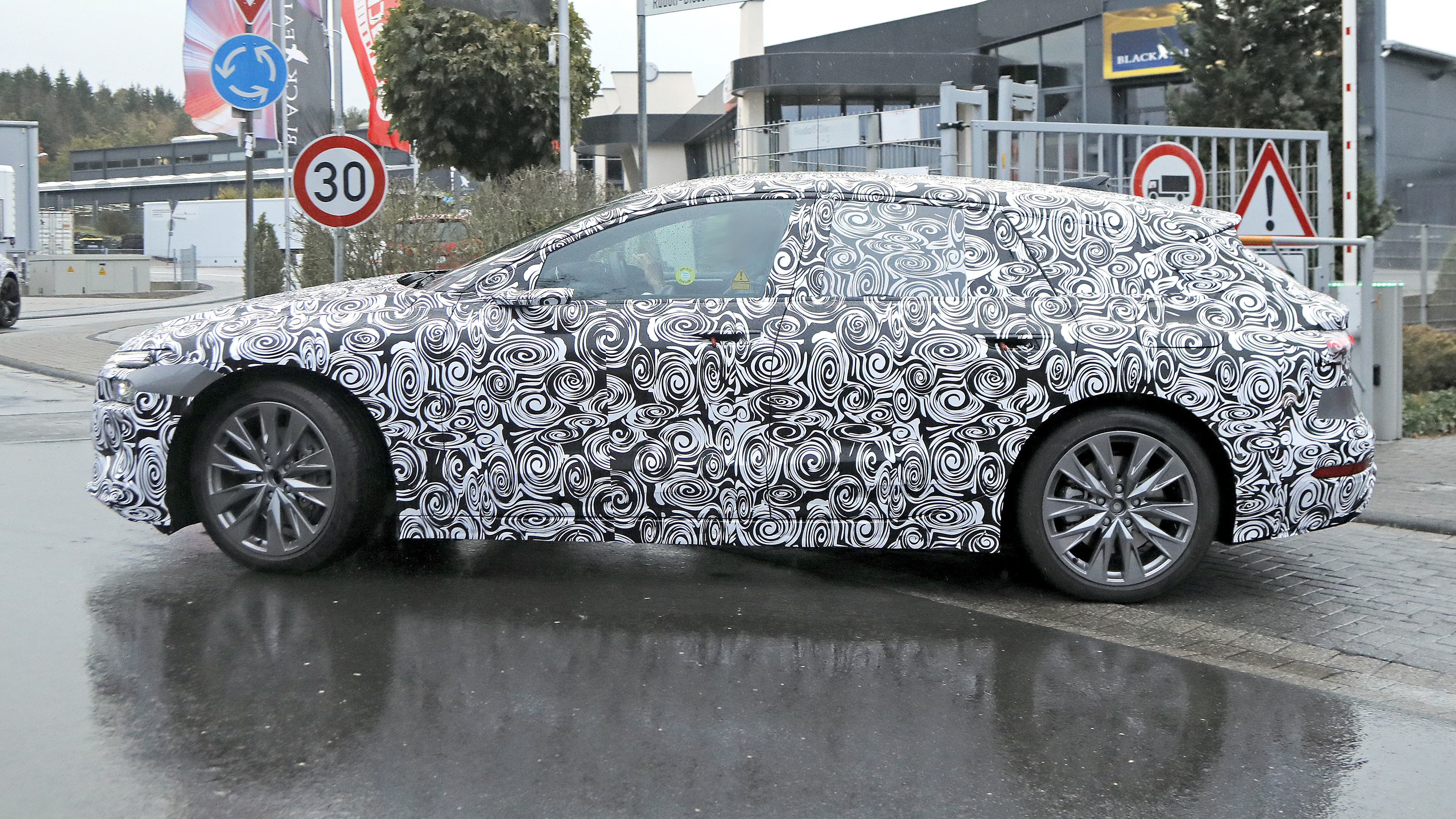 All-new Audi A6 e-tron spyshot - side