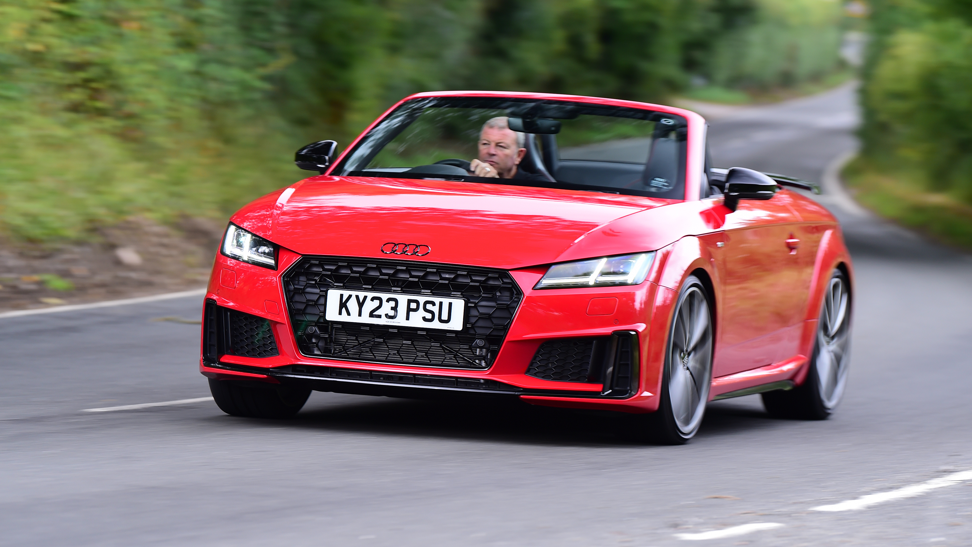 Audi TT Roadster Final Edition - front cornering