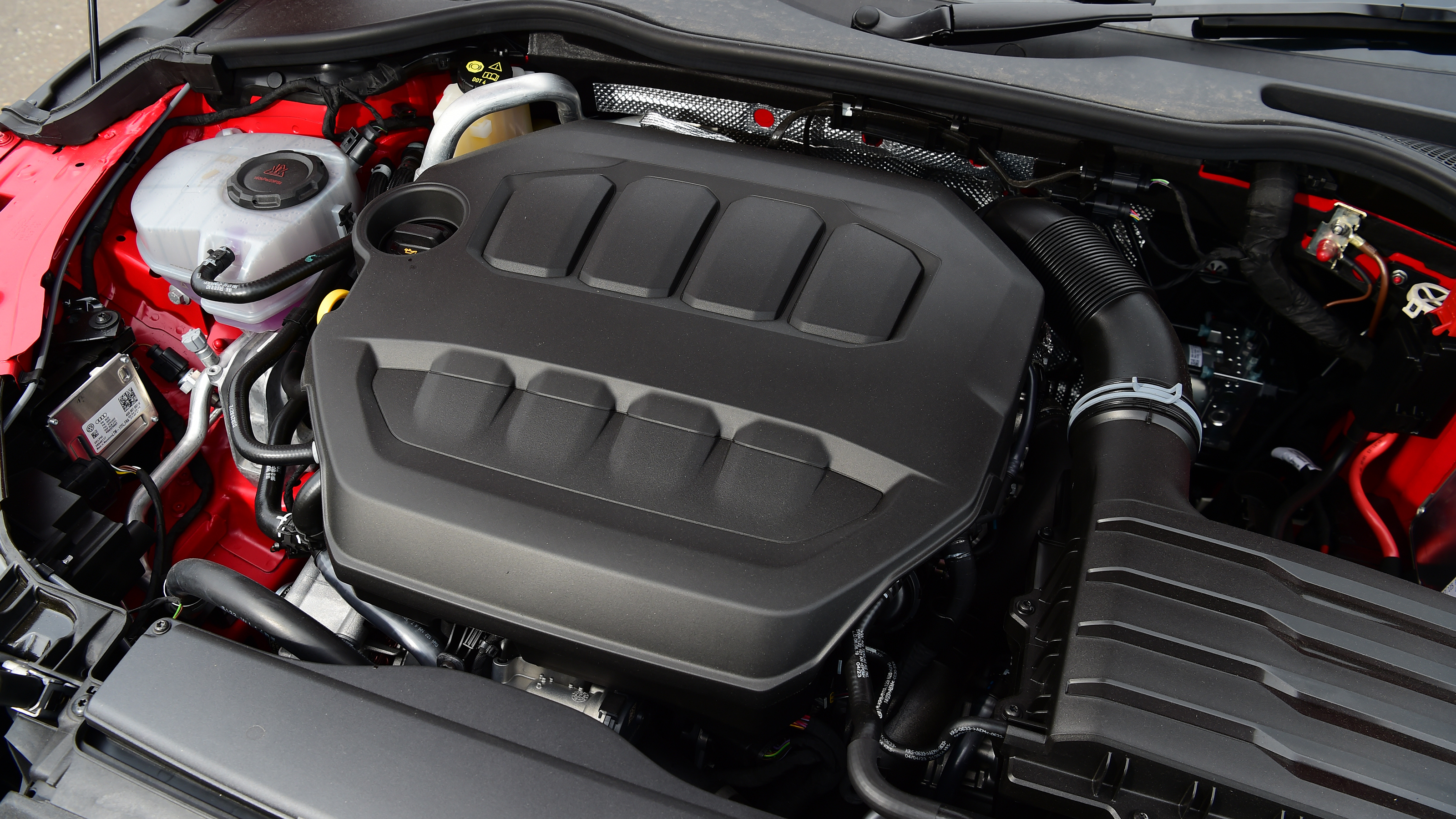 Audi TT Roadster Final Edition - engine bay