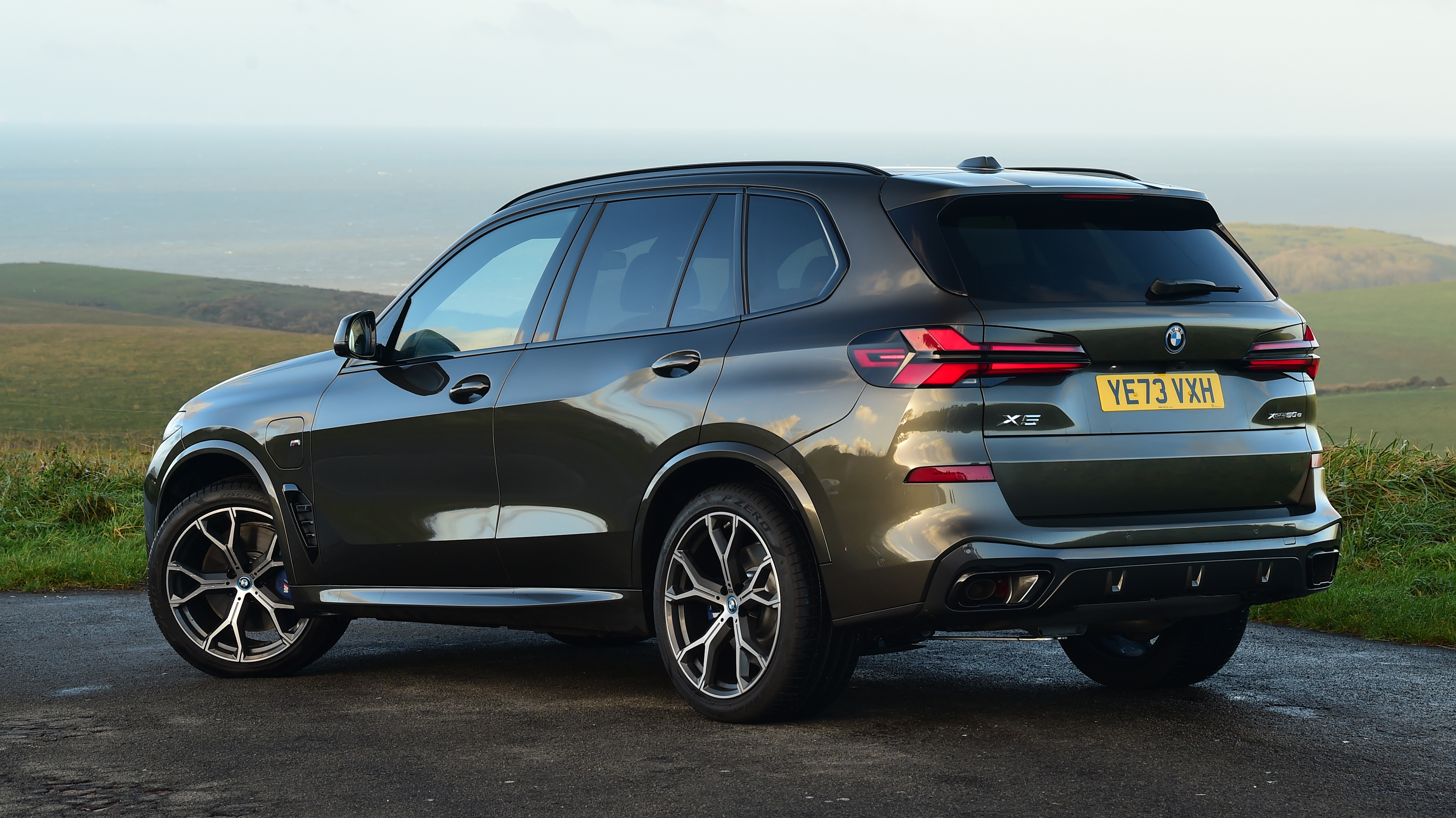 BMW X5 xDrive50e - rear static