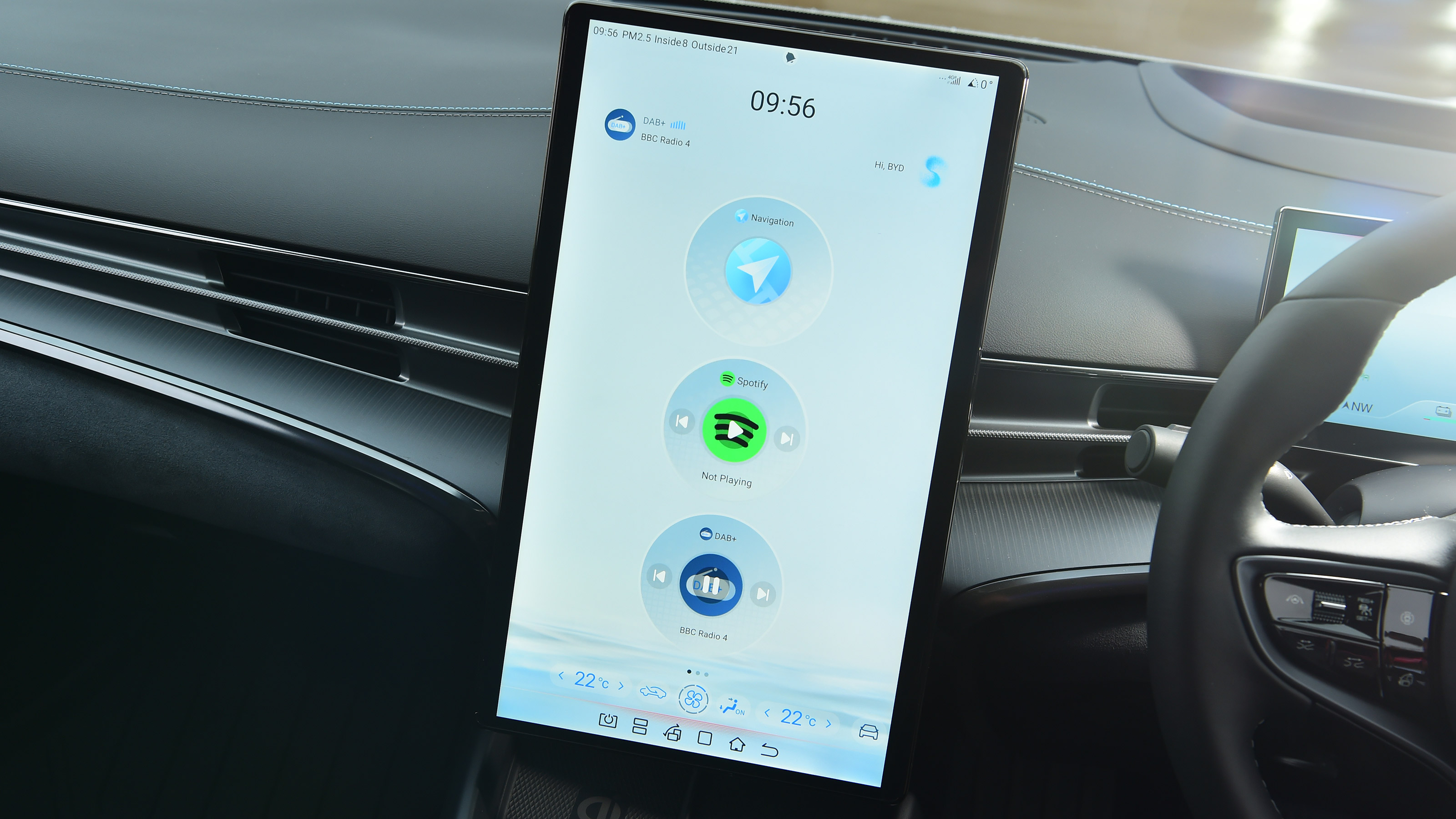 BYD Seal - screen portrait