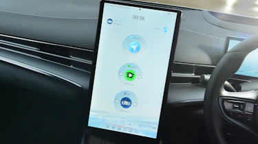 BYD Seal - screen portrait