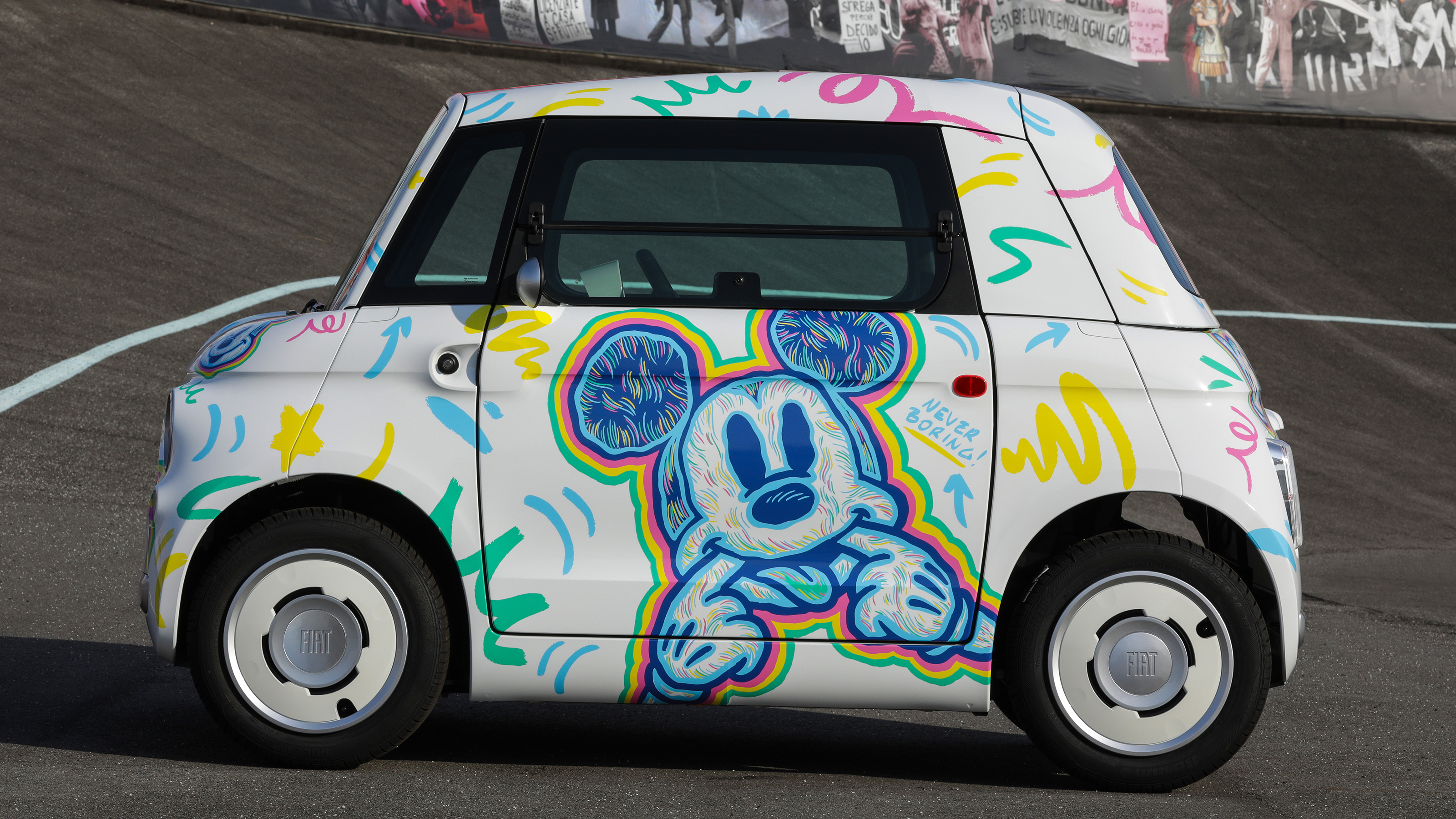 Fiat Topolino Disney special in 'Street' livery - side static