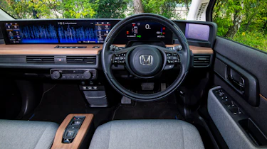 Honda e - dash