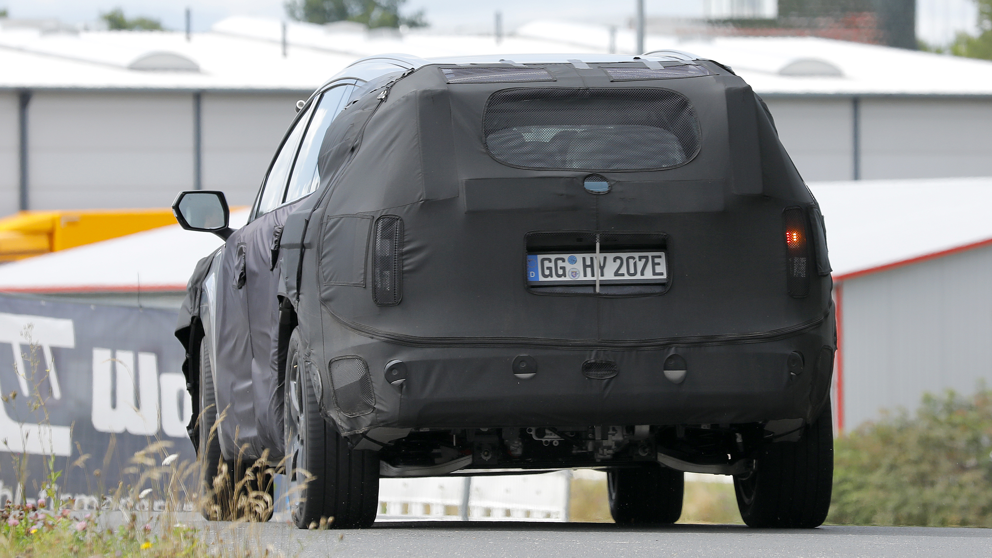 Hyundai Ioniq 9 (camouflaged) - rear