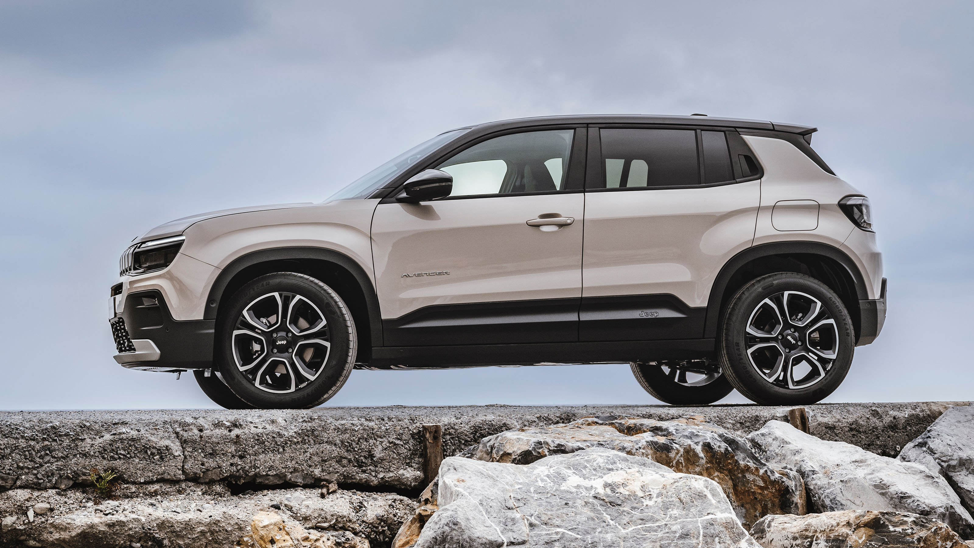 Jeep Avenger e-Hybrid