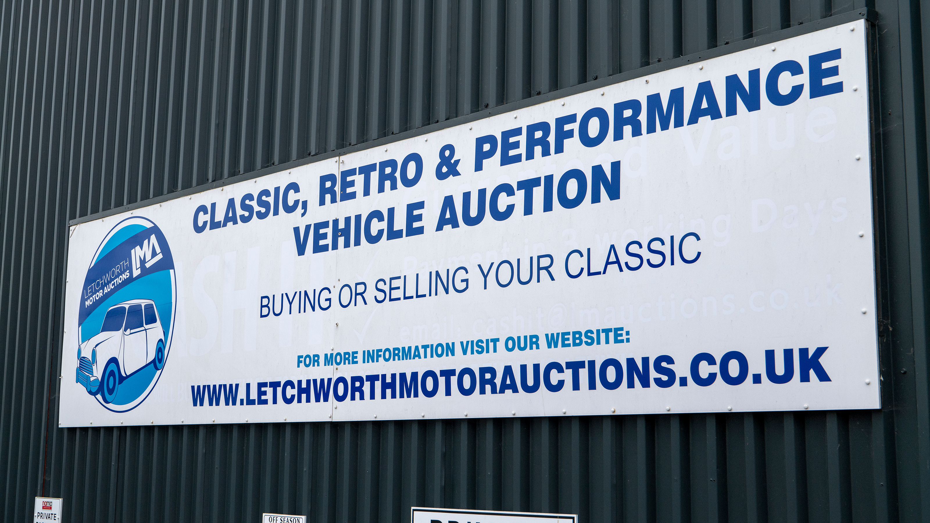 Letchworth Motor Auctions sign