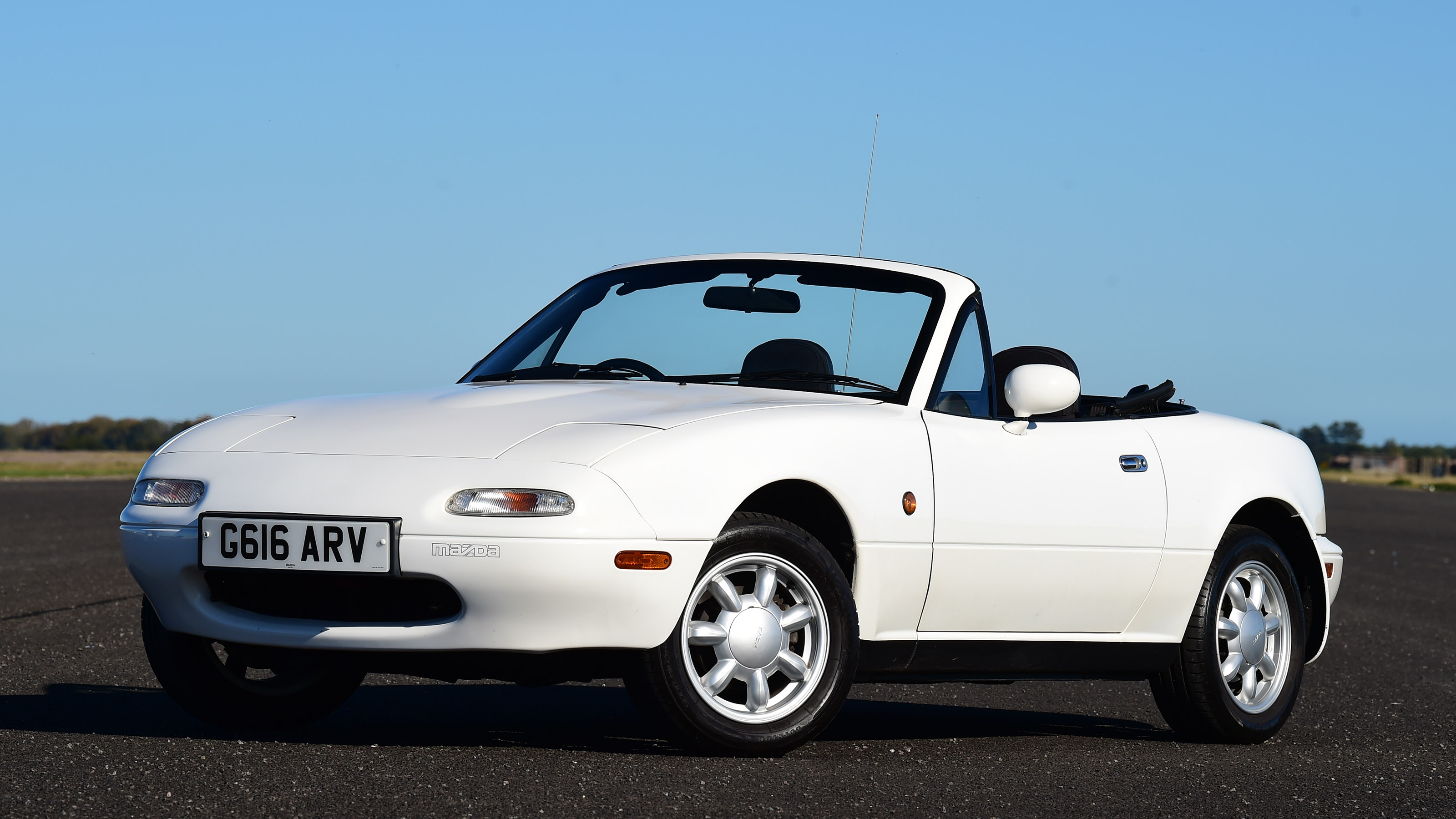 Mazda MX-5 Mk1 icon - front static