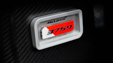 McLaren 750S ‘Triple Crown’ - manufacturer plaque '3759'