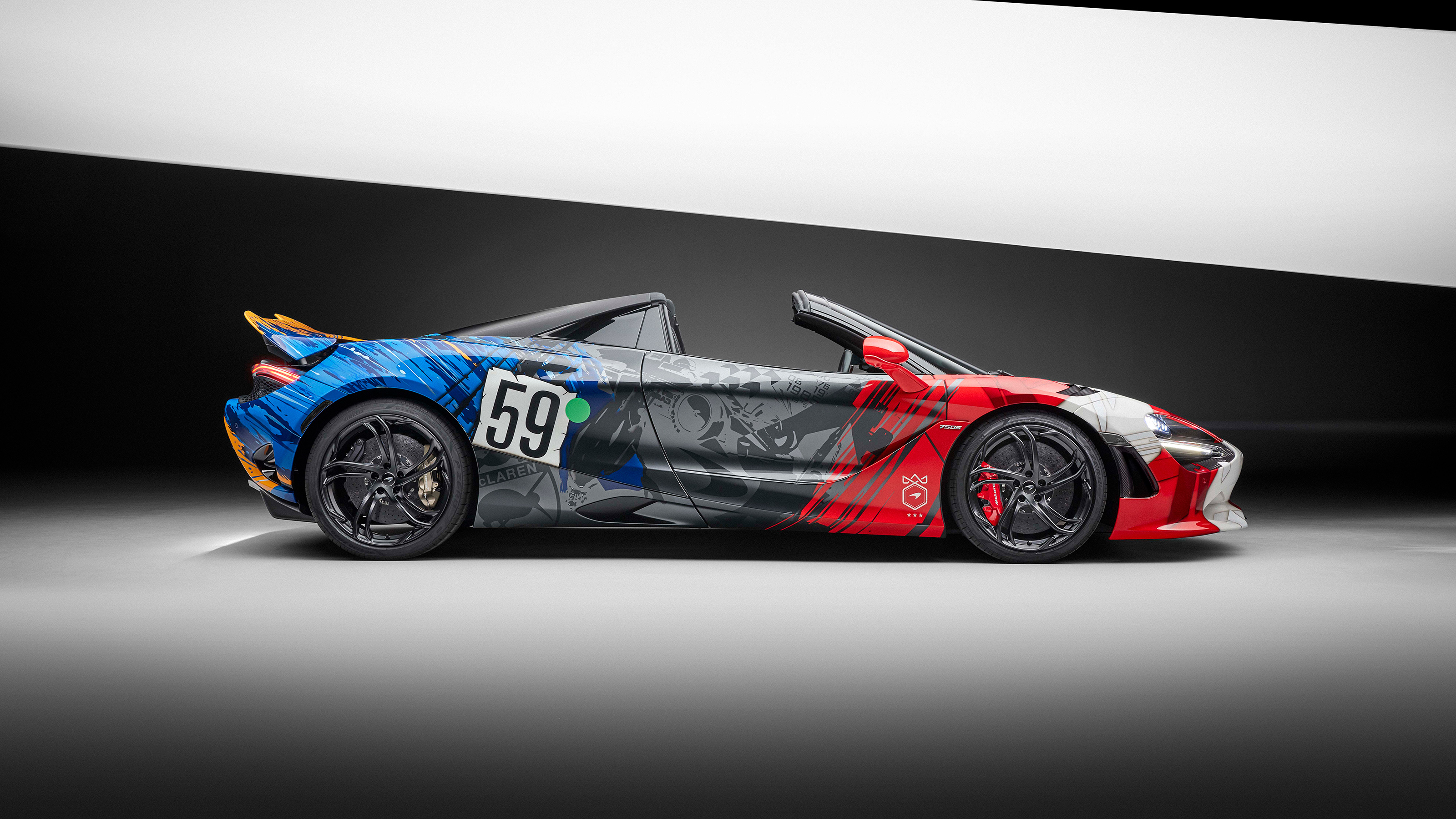 McLaren 750S ‘Triple Crown’ - side static