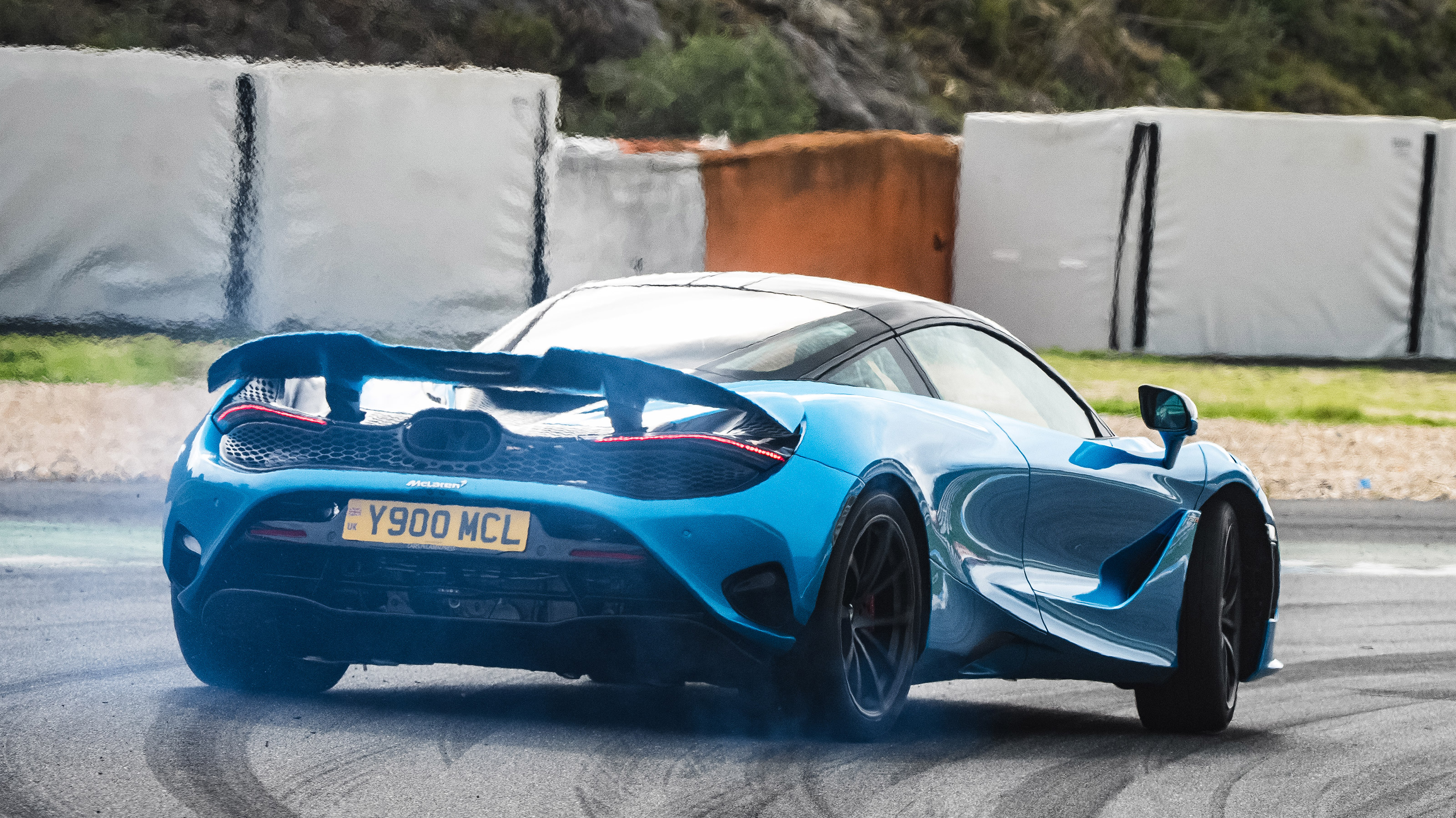 McLaren 750S - rear