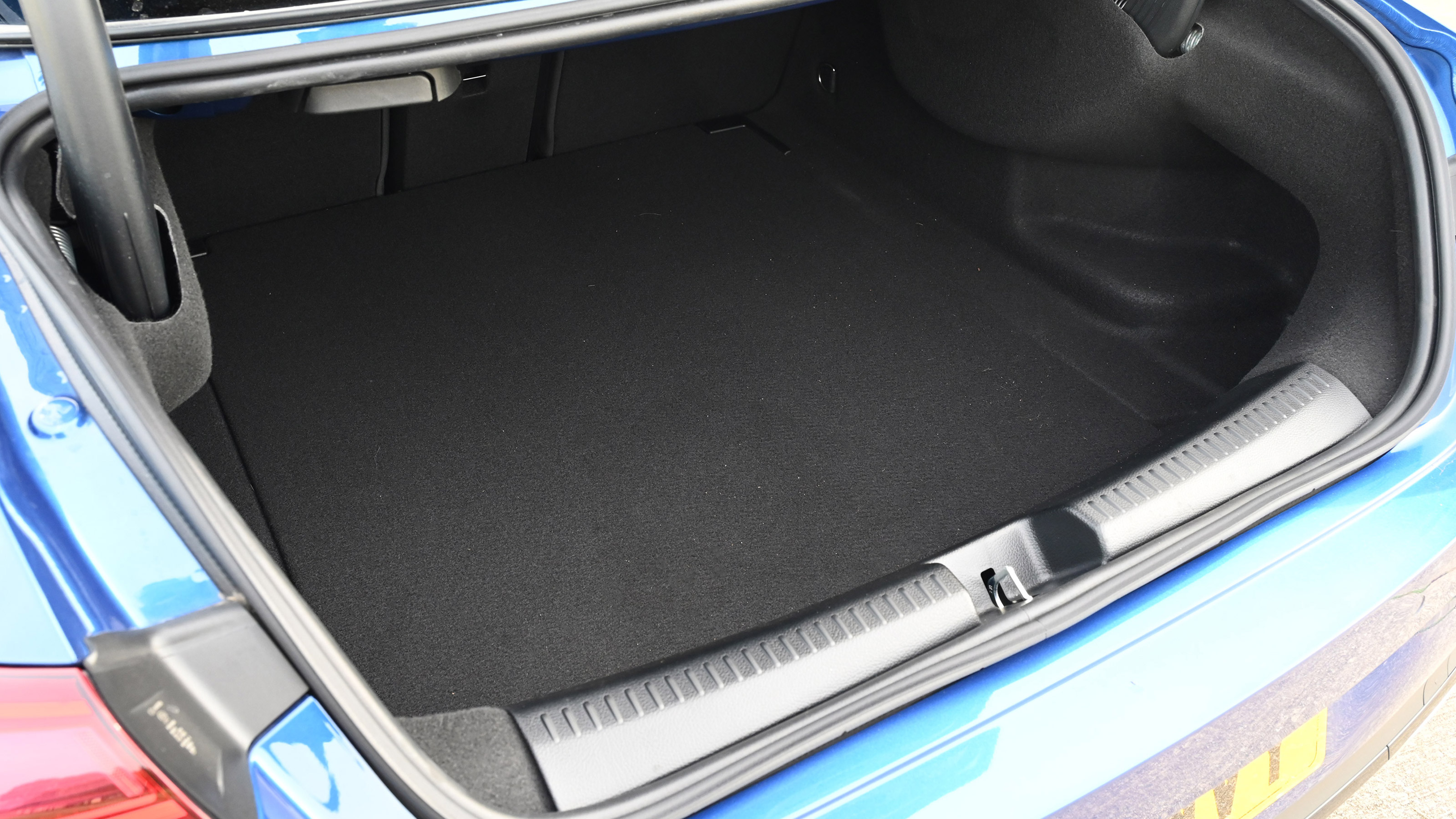 Mercedes CLA - boot