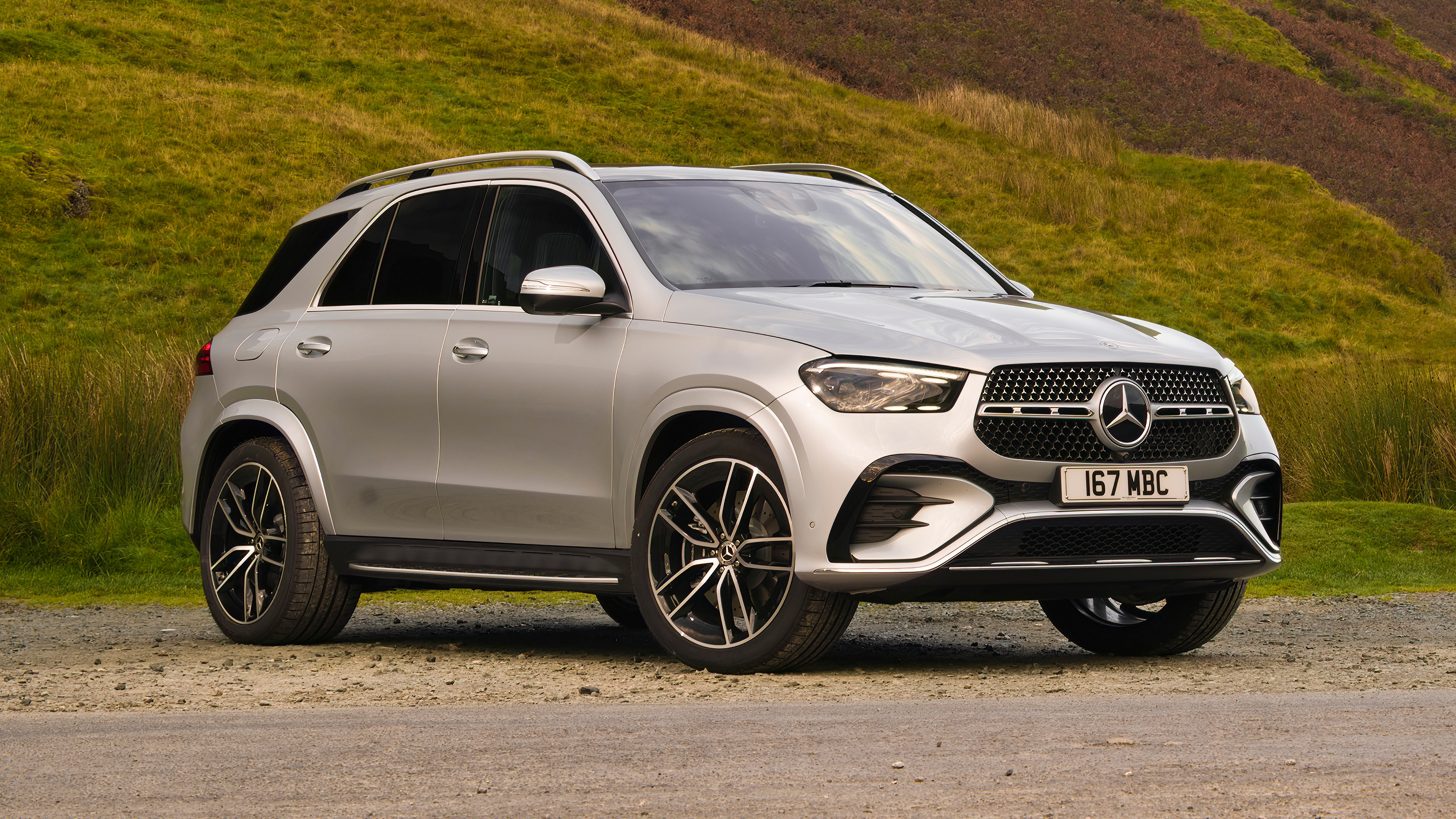 Mercedes GLE 400e - front 3/4 static
